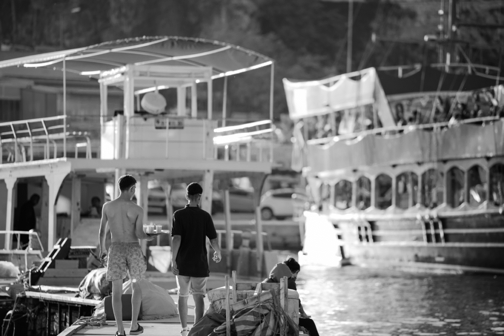 antalya-fotografcigi-en-iyi-fotografci-1024x683 Zamanı Servis Eden Çocuklar