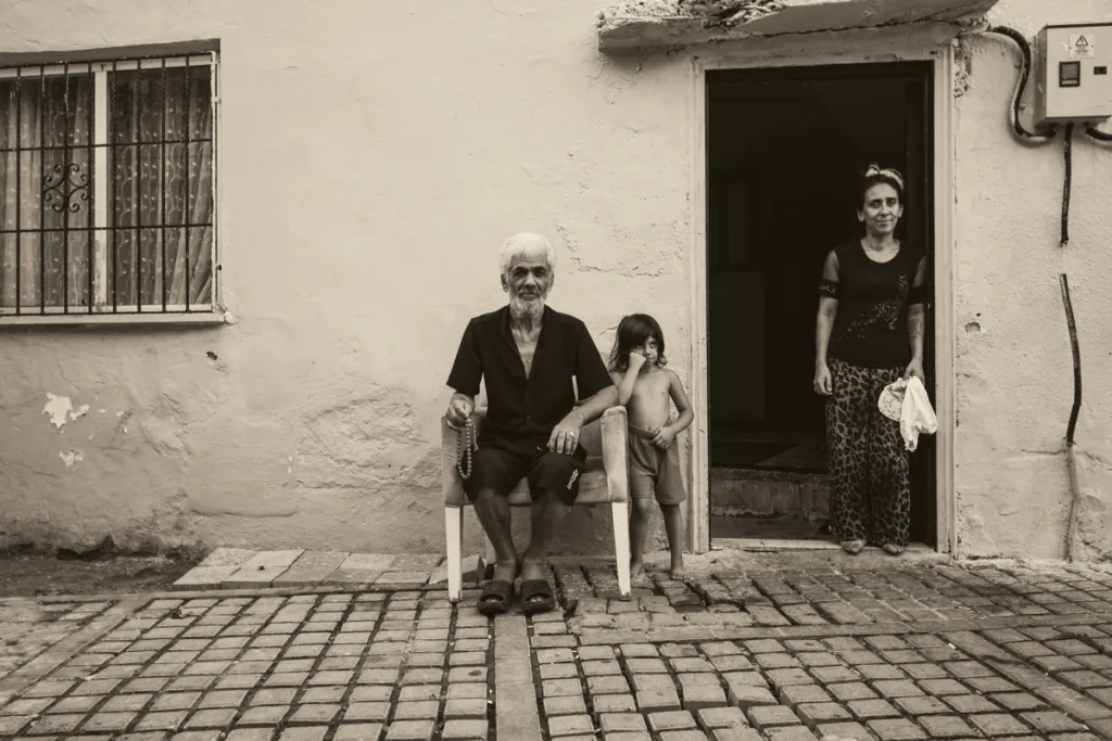 antalya-fotograf-bayram-gumus-1024x683 Eşikteki Hayatlar - Bir Fotoğraf Hikayesi